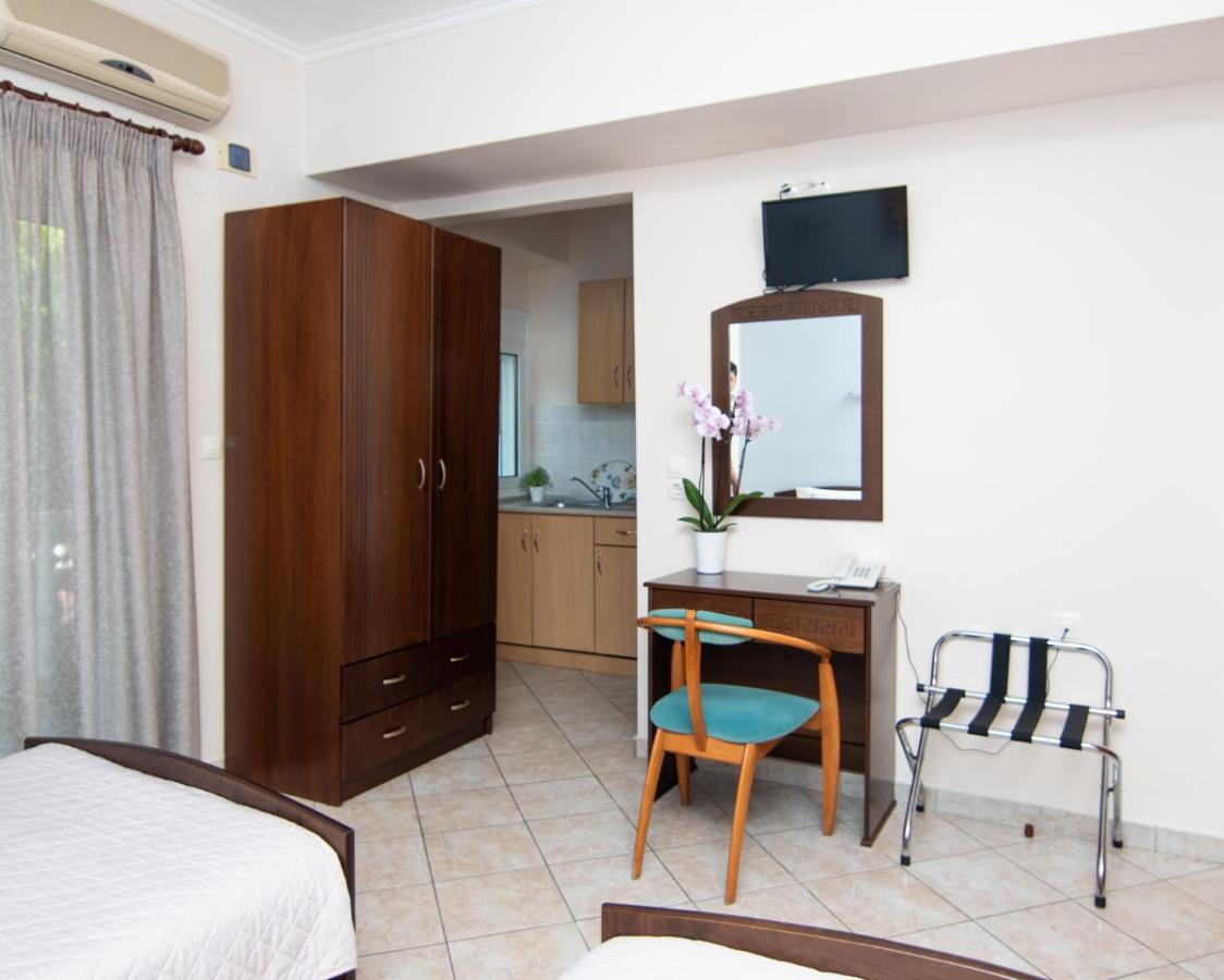 Achillion Lejlighedshotel Paralía Eksteriør billede