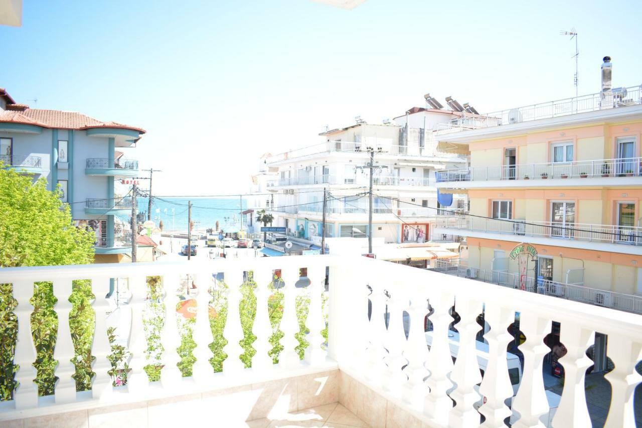 Achillion Lejlighedshotel Paralía Eksteriør billede