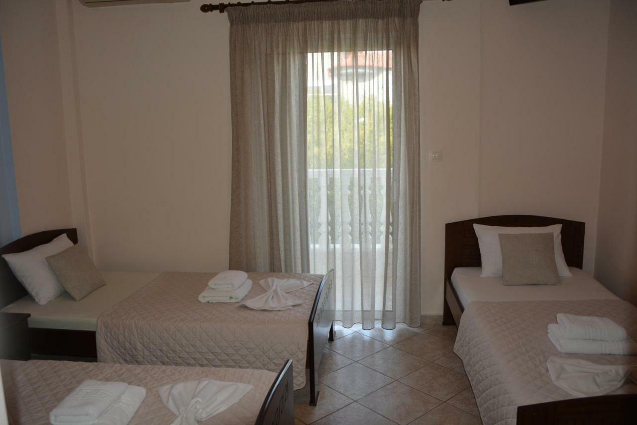 Achillion Lejlighedshotel Paralía Eksteriør billede